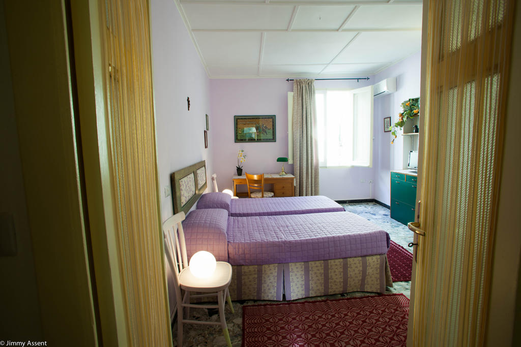 Sassari-In Hotel Værelse billede